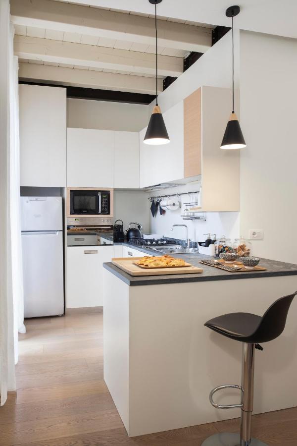 Lily Pads -Elegant Apartment- In The City Center Milan Extérieur photo