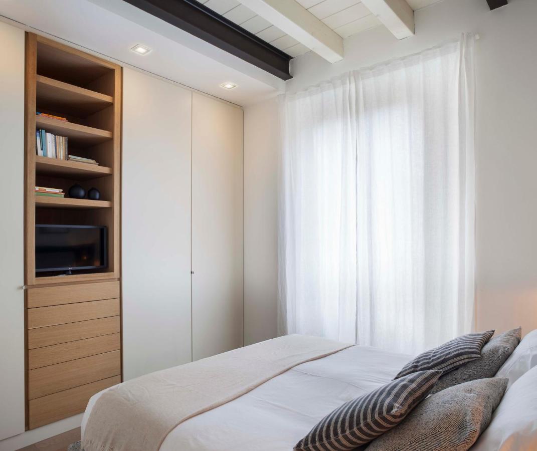 Lily Pads -Elegant Apartment- In The City Center Milan Extérieur photo