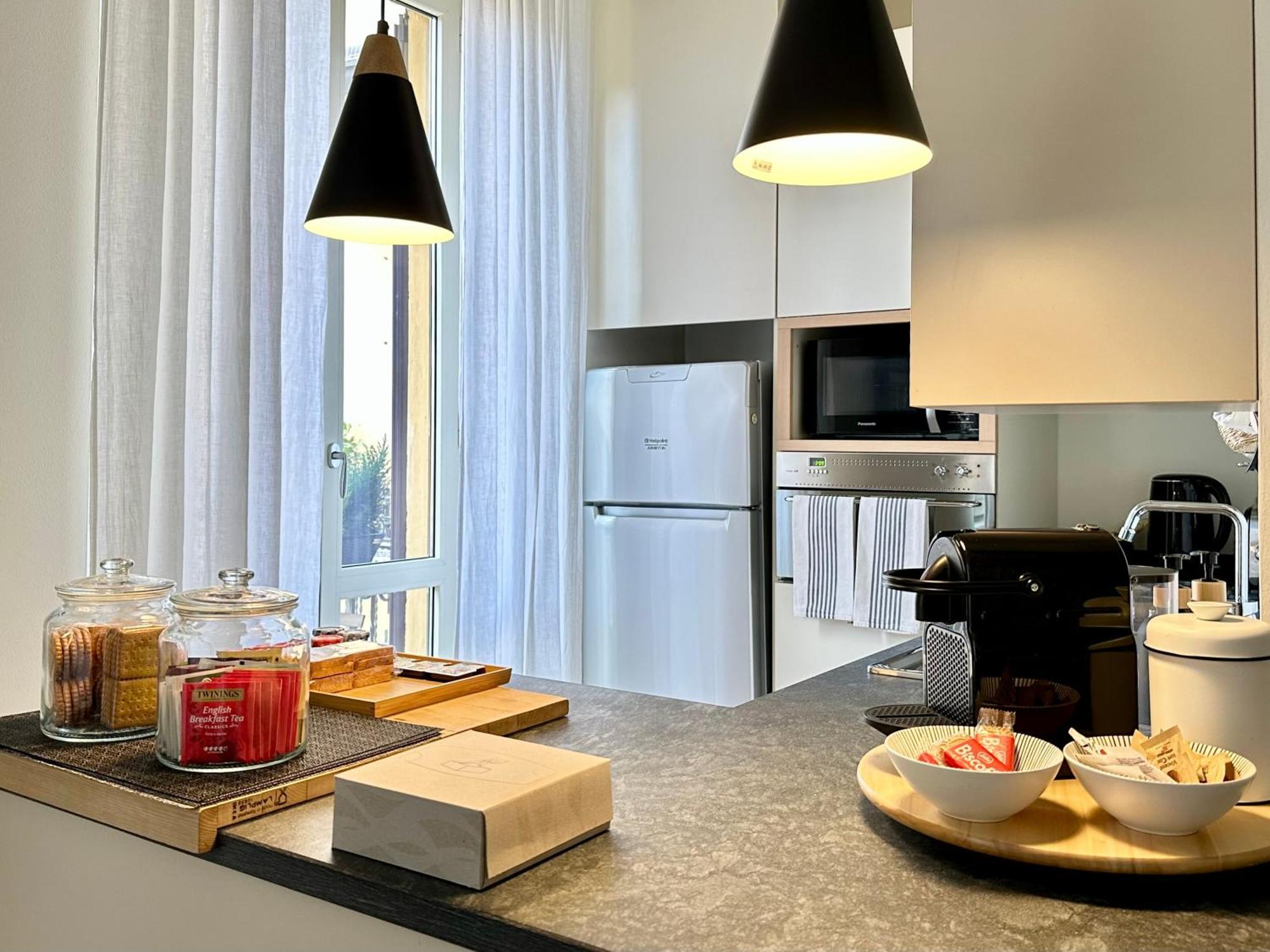 Lily Pads -Elegant Apartment- In The City Center Milan Extérieur photo